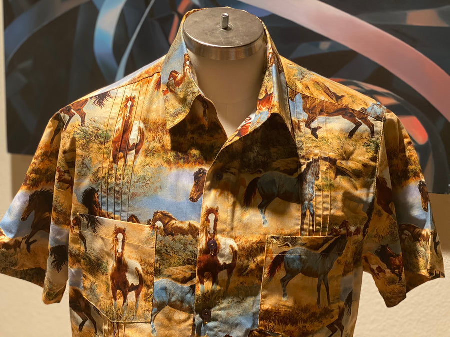 Los Caballos Guayabera Style