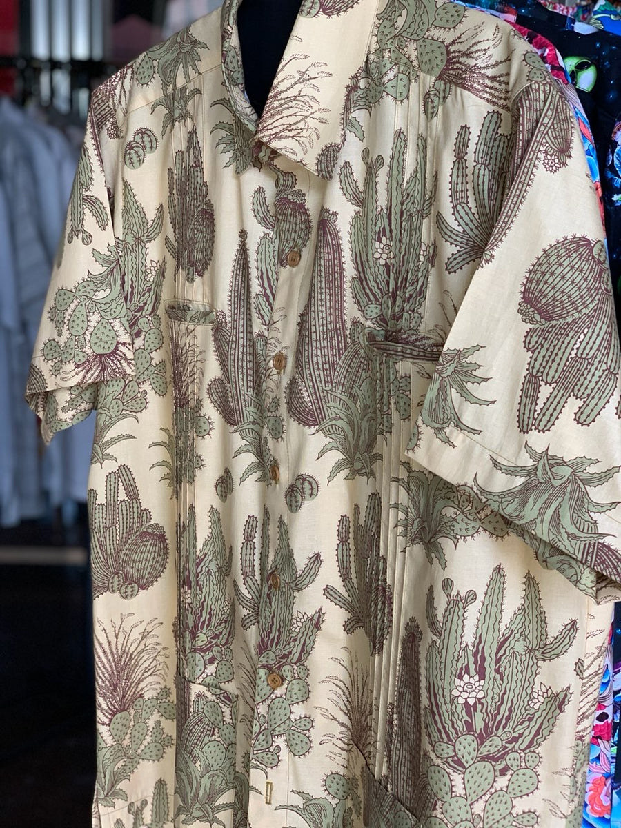 "La Nopalina" Guayabera